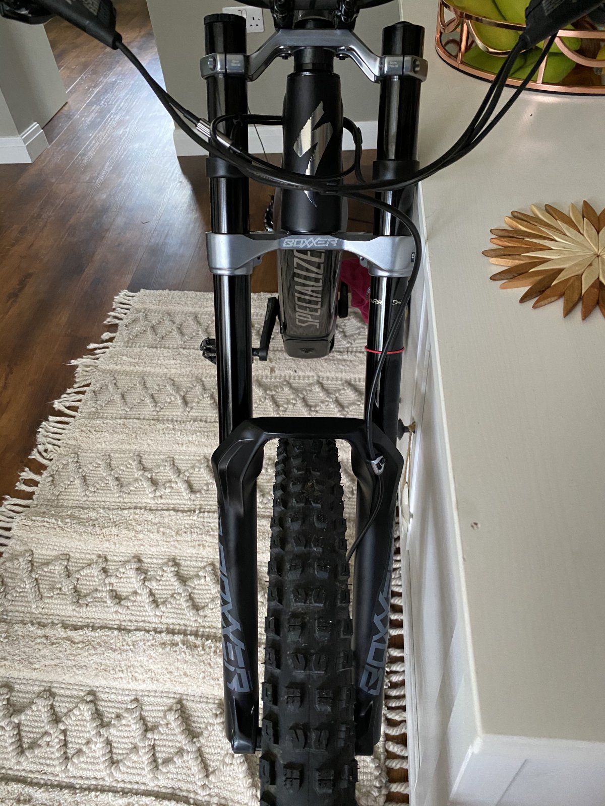 For Sale (BIKE) - 2020 RockShox Boxxer Select RC, 27.5, DebonAir