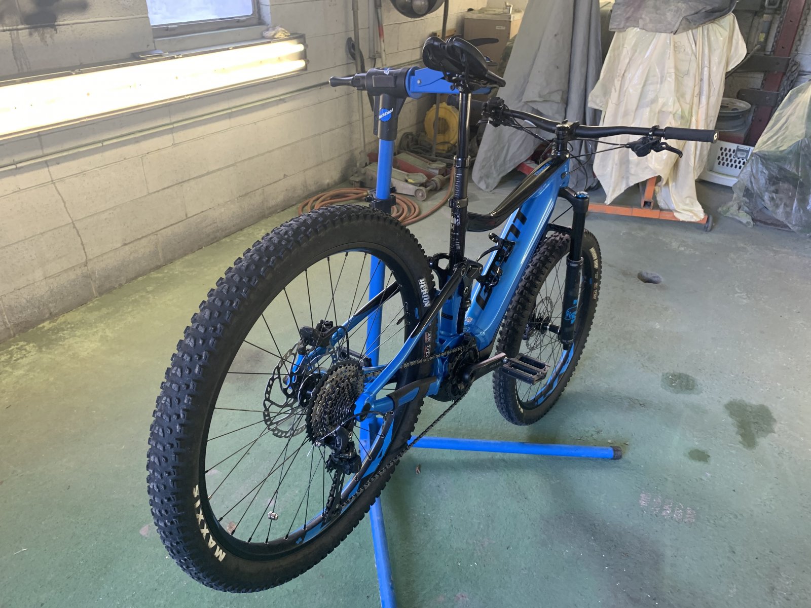 Giant trance cheap e+ pro 2019