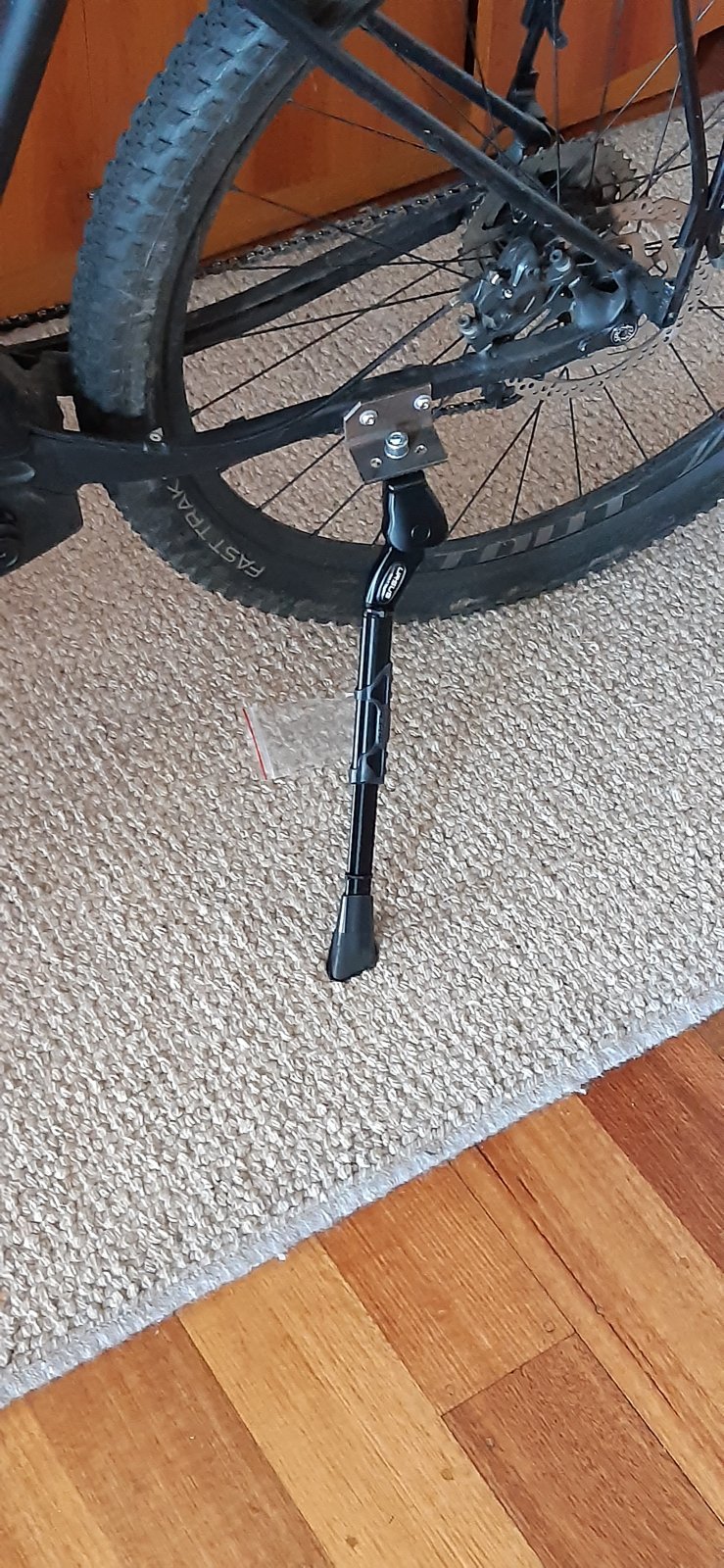 Specialized mountain bike clearance kickstand