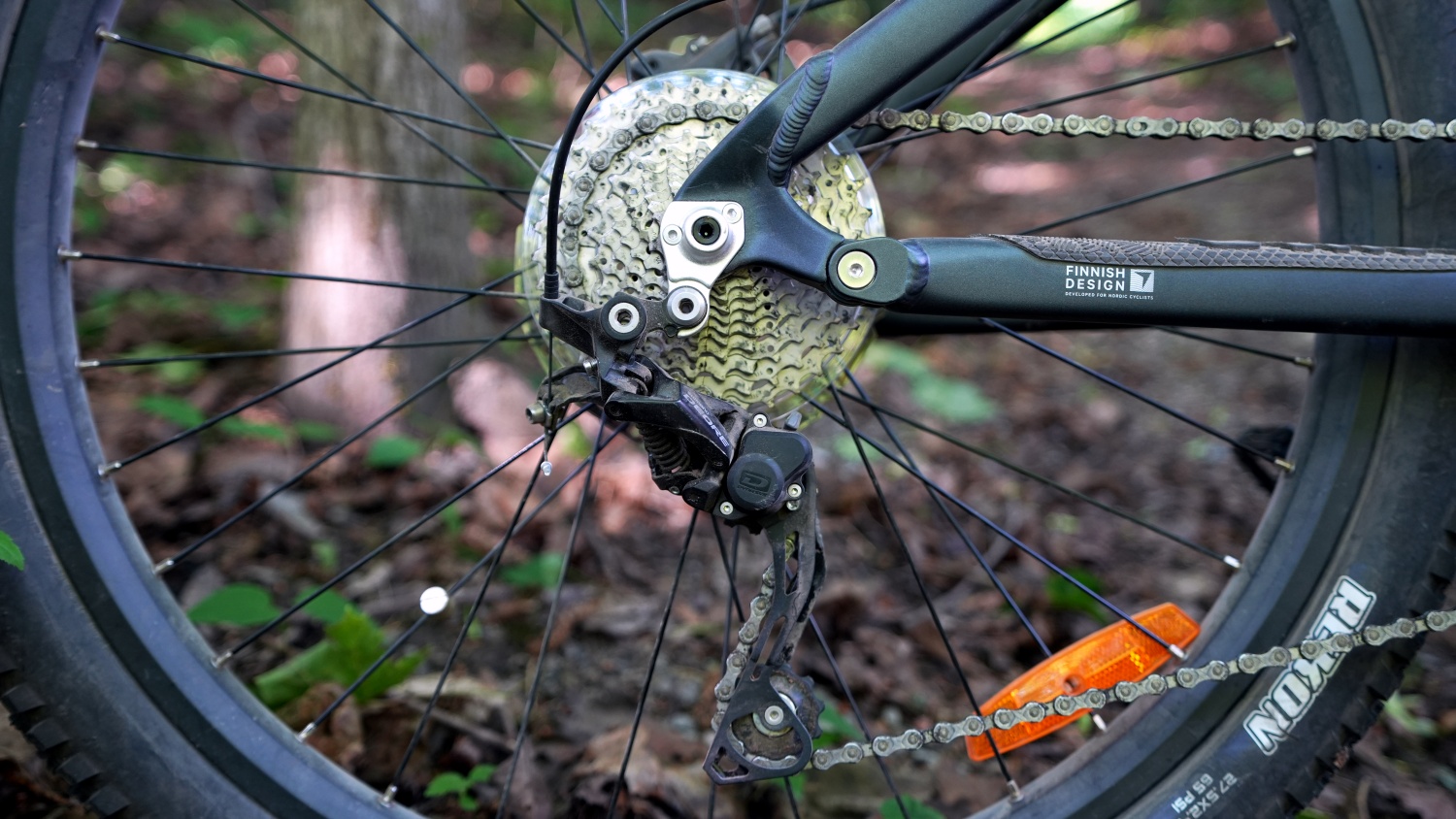 The 10-speed SHimano Deroe is fine, but I wish it came with an 11-42t cassette. The 11-36t hasn't got light enough gears. 