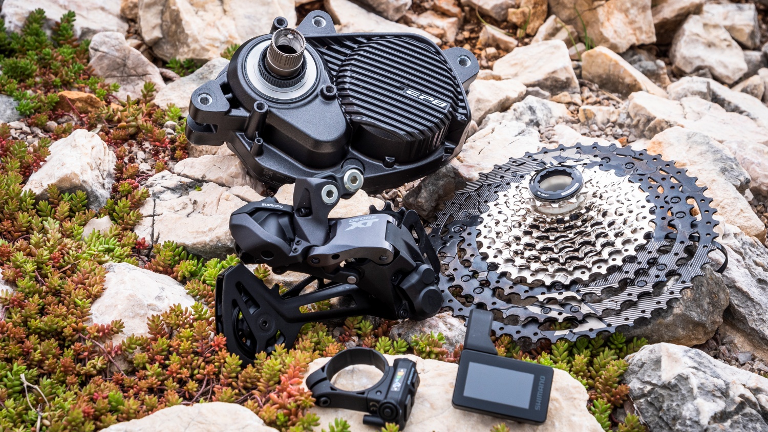 The Shimano EP801 gets both the auto shift and overrun updates.