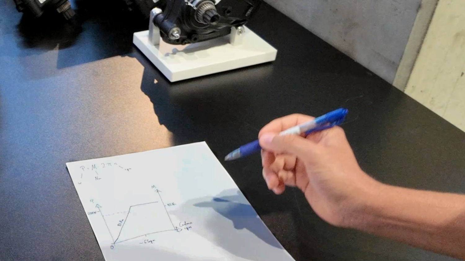 The torque and power curve for the Bosch Performance CX 85 Nm.