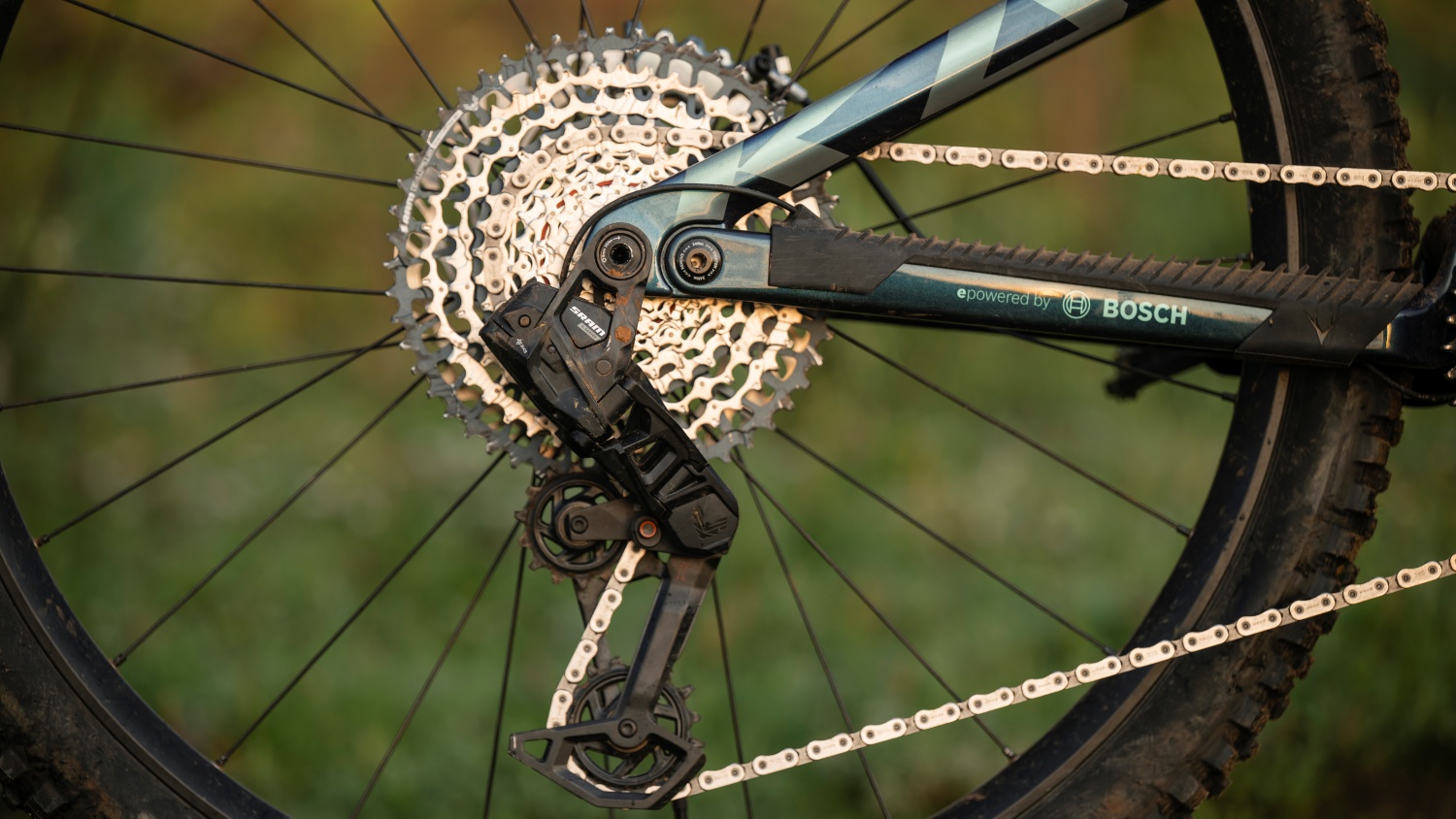 The Sram S1000 Eagle is a cheaper wireless T-type electronic transmission, it's found on the RSX.