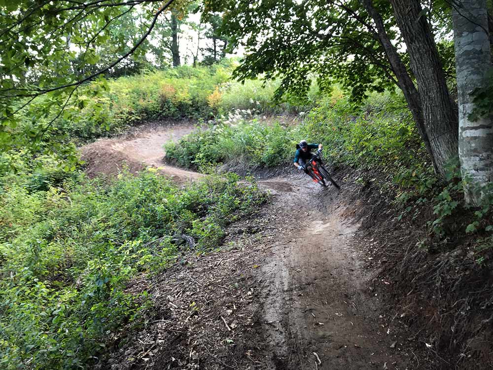 hakuba-mountain-bike-park-and-bike-shop-in-nagano-japan5.jpg