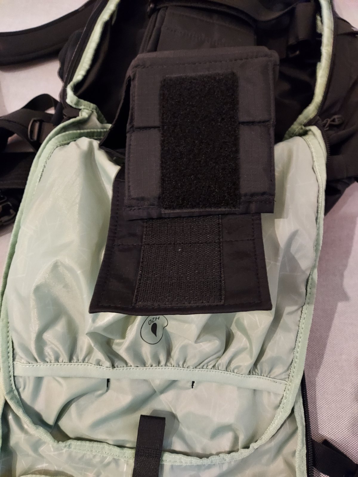 Levo Backpack 1.jpg