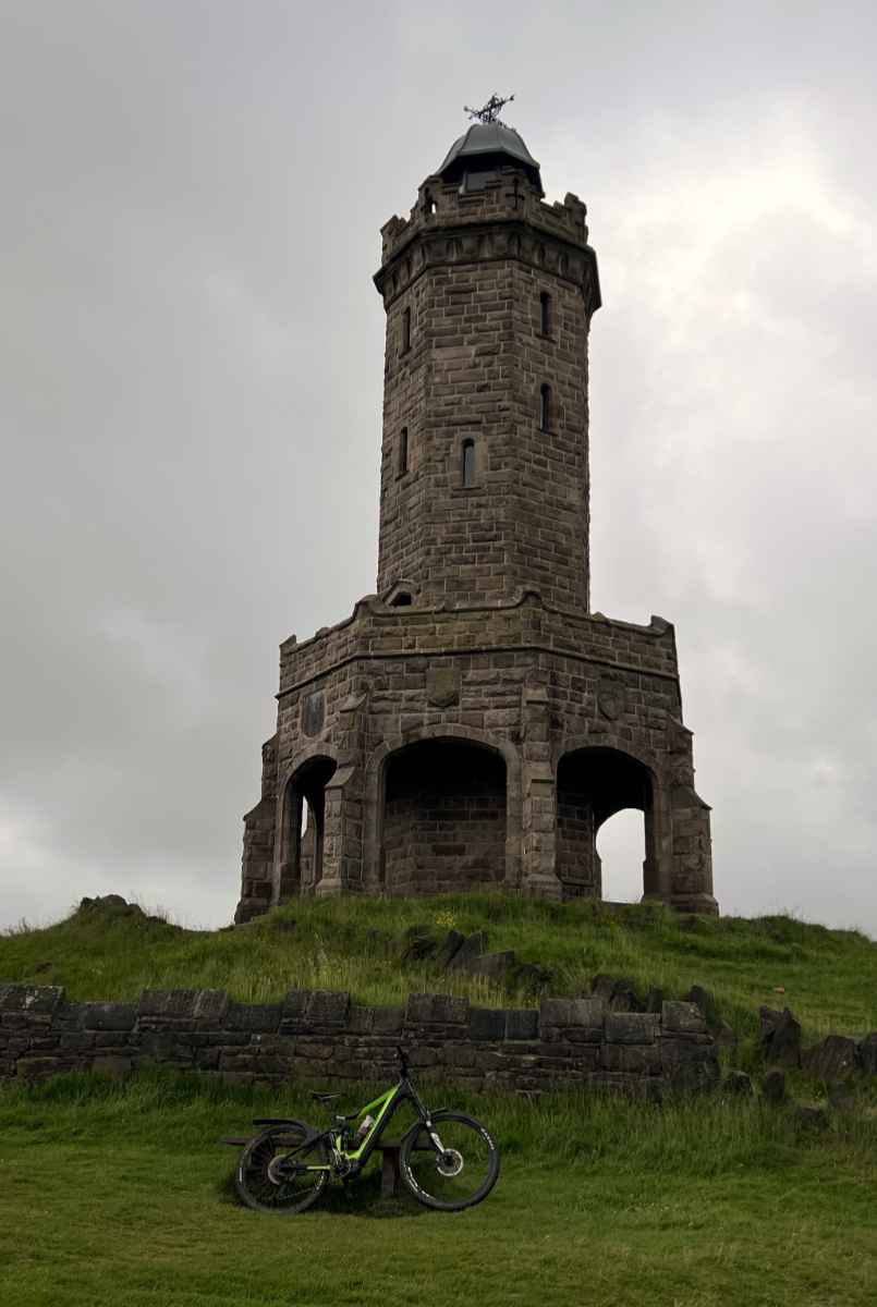 Wet n Windy Jubilee Tower.jpg