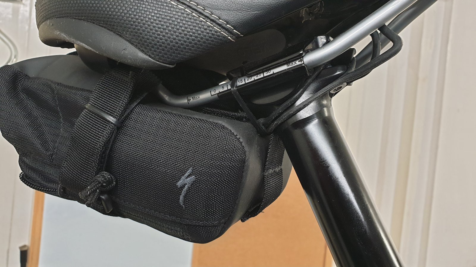 dropper post seat bag