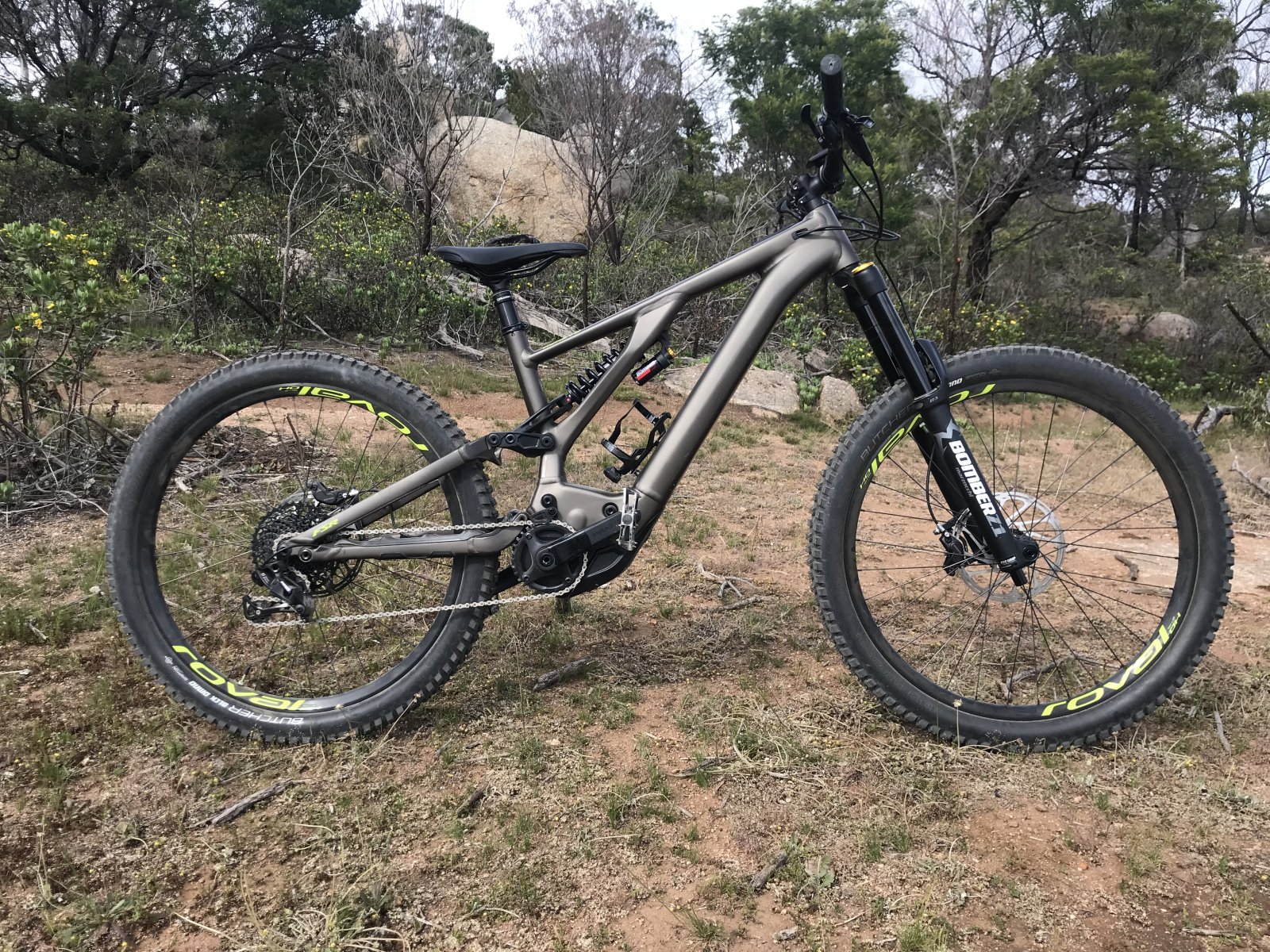 specialized turbo kenevo comp 2020 review