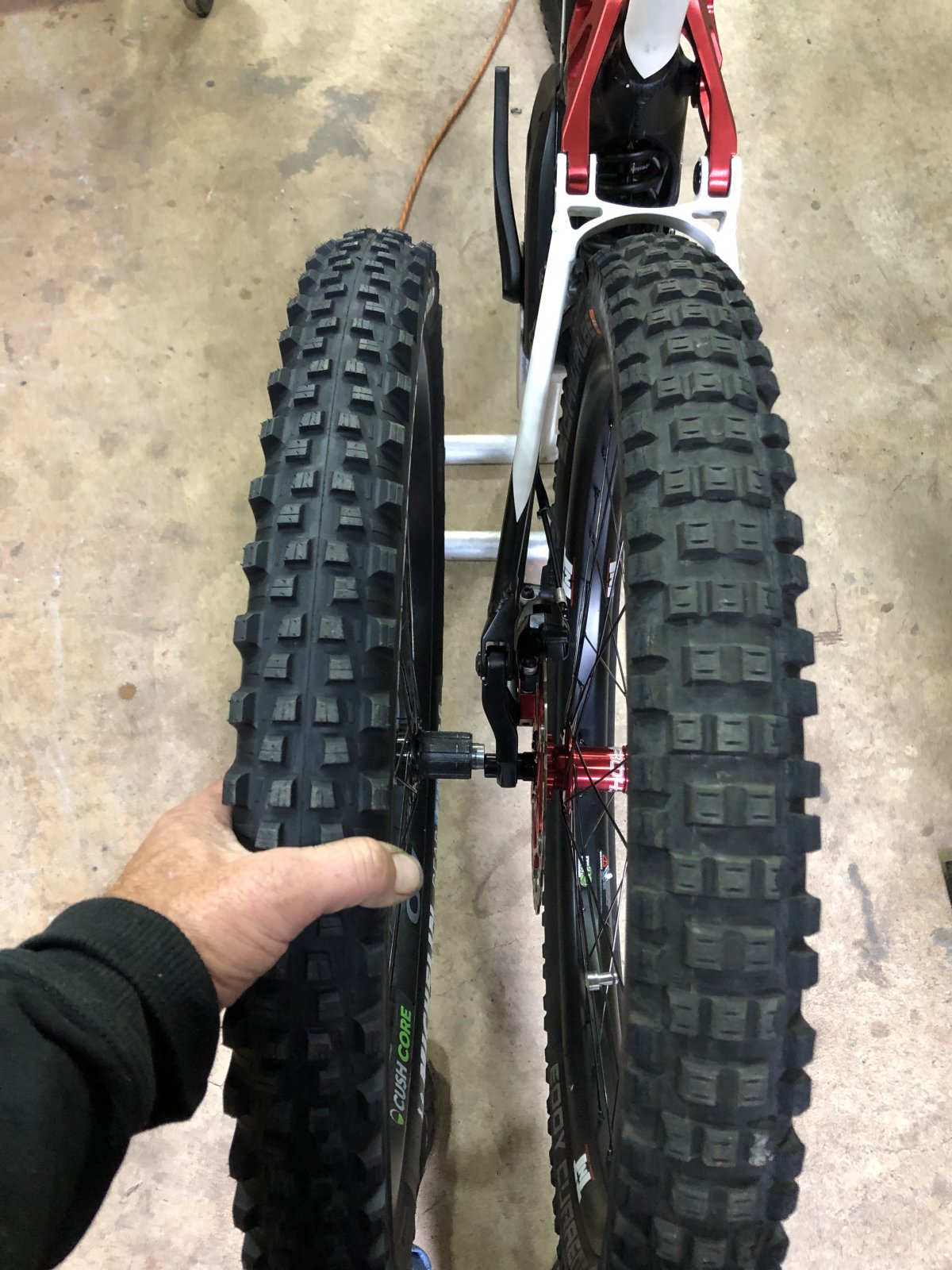 2.8 mtb tire