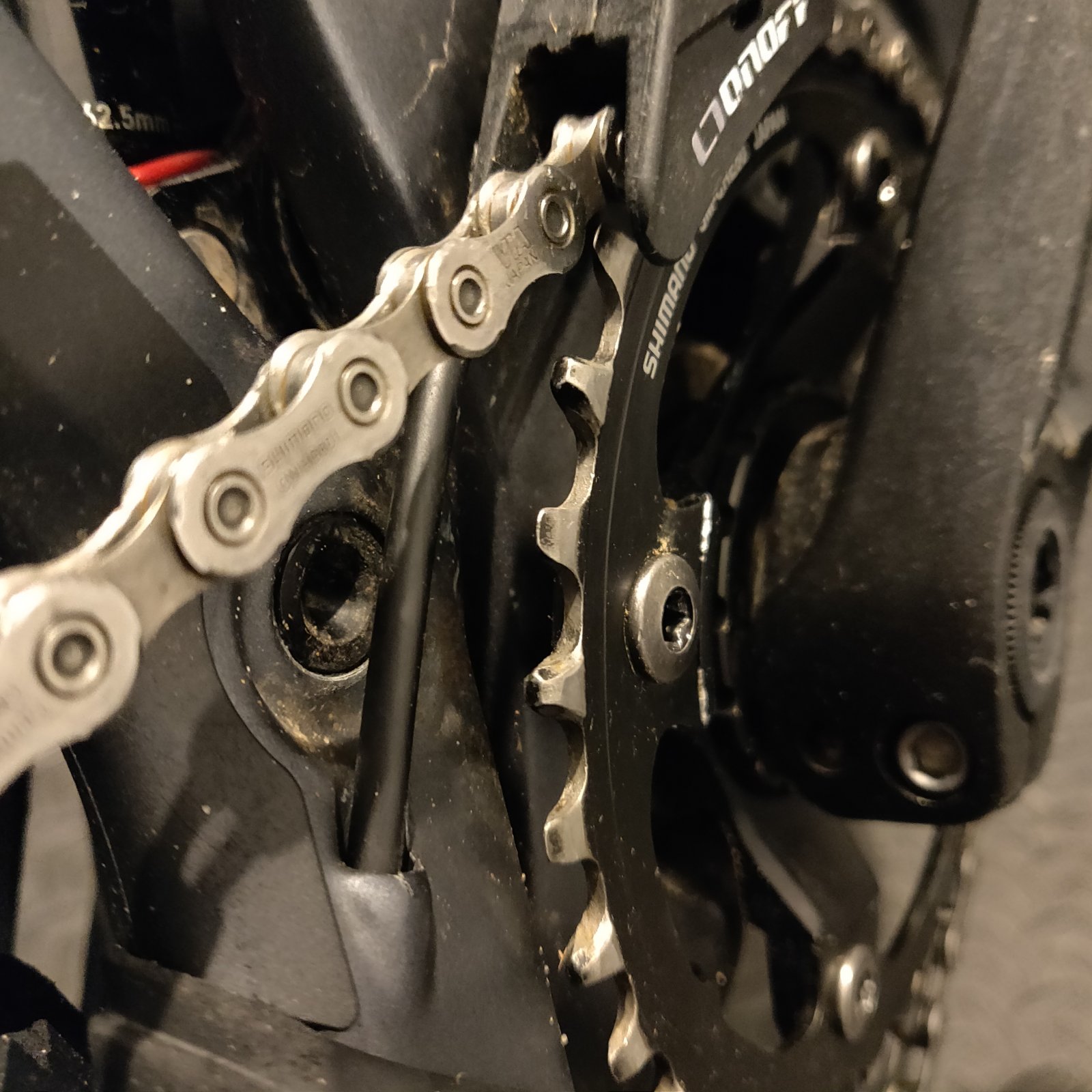 rear derailleur skipping gears