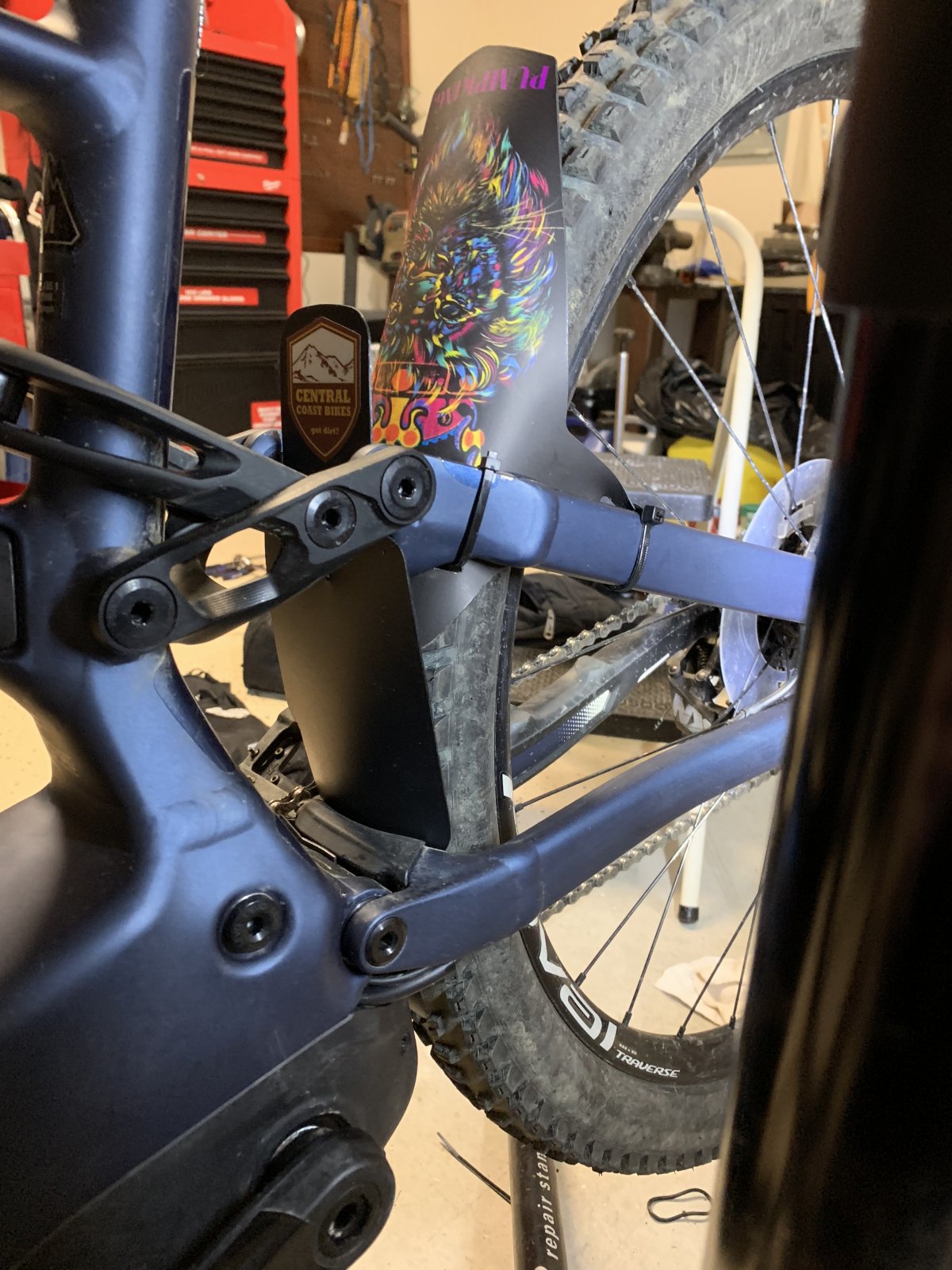 specialized levo mudguard