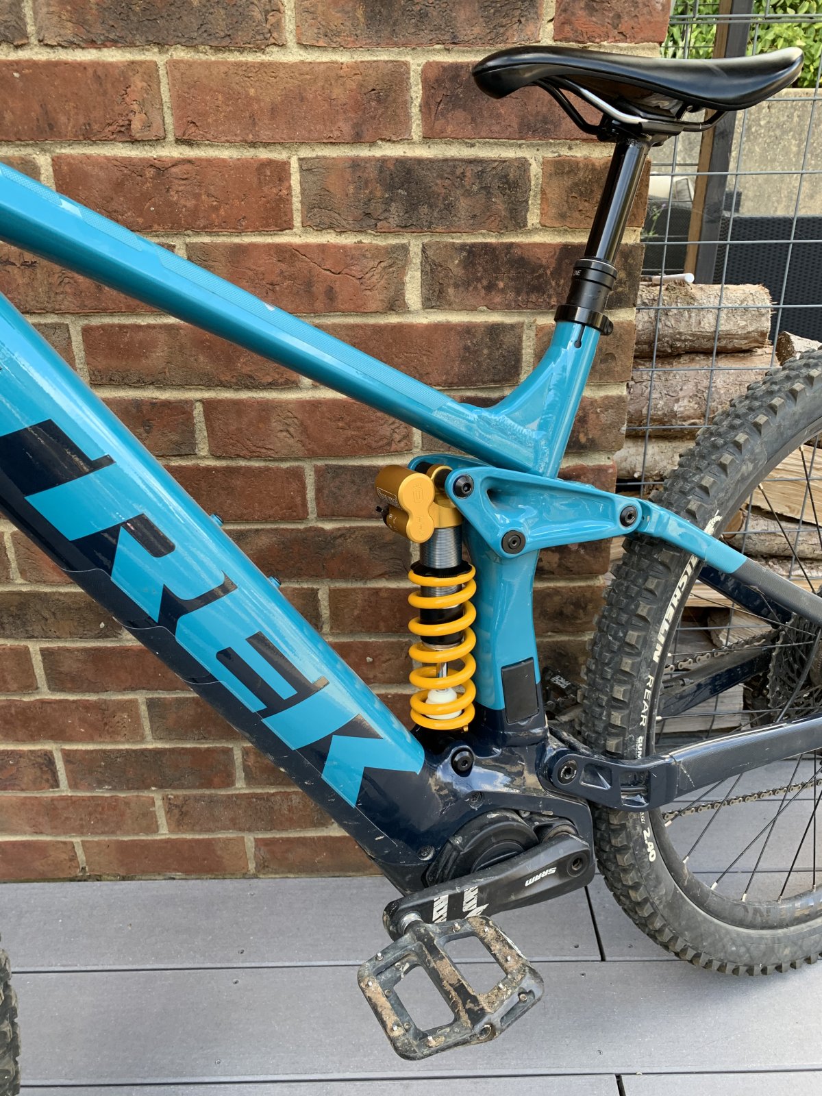 upgrading rear shock on mountain bike