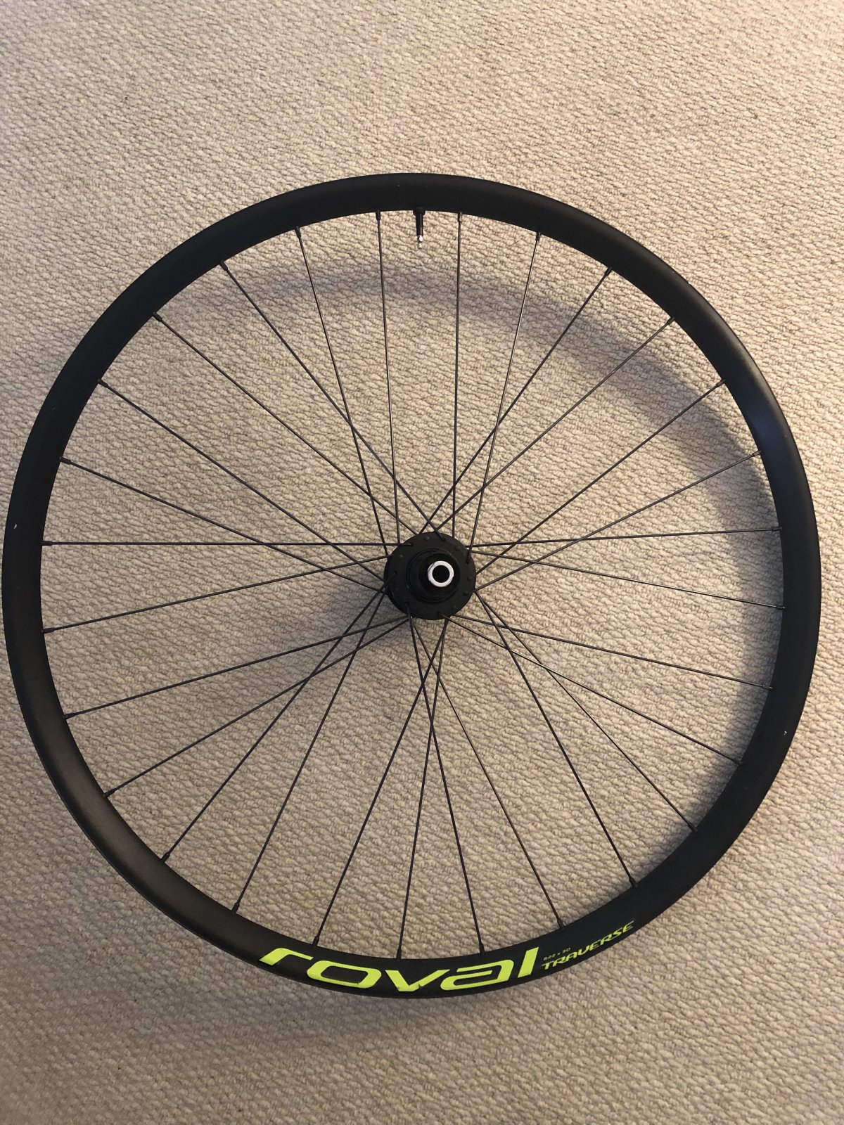 roval traverse 29 hookless alloy 30mm inner width