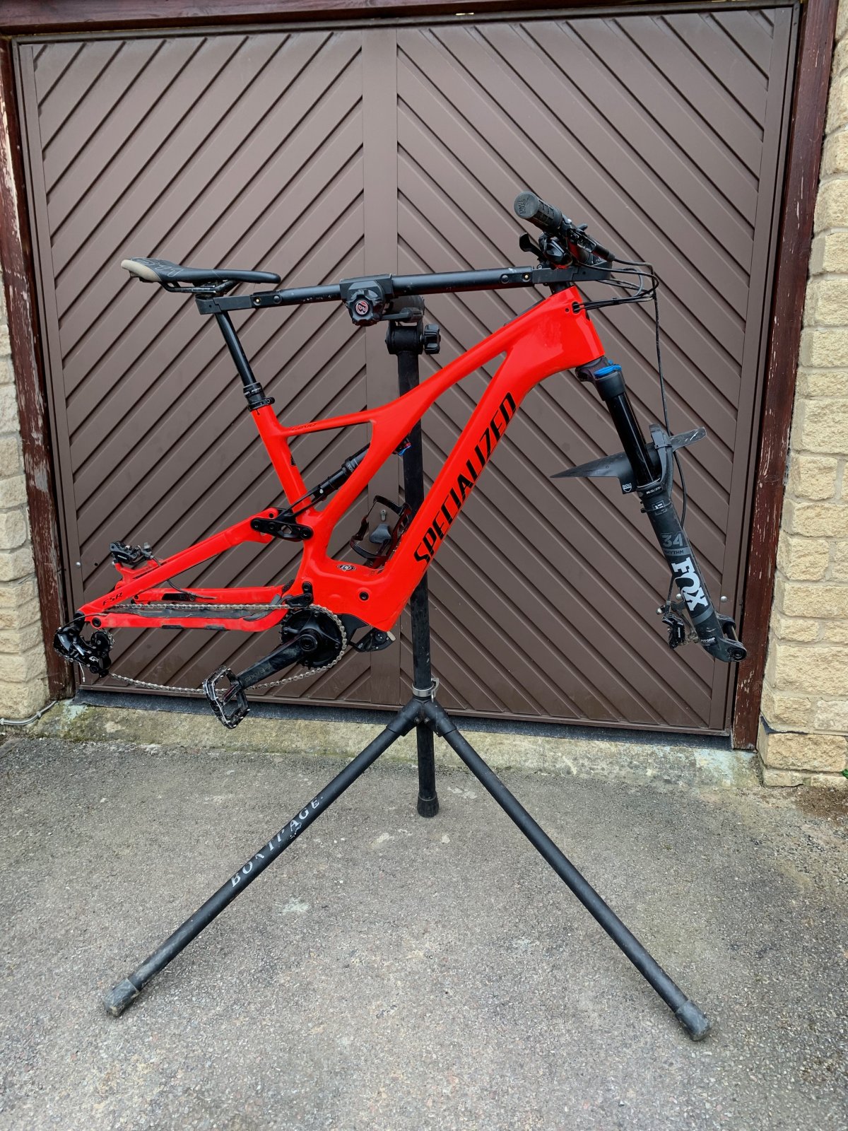 bike maintenance stand halfords