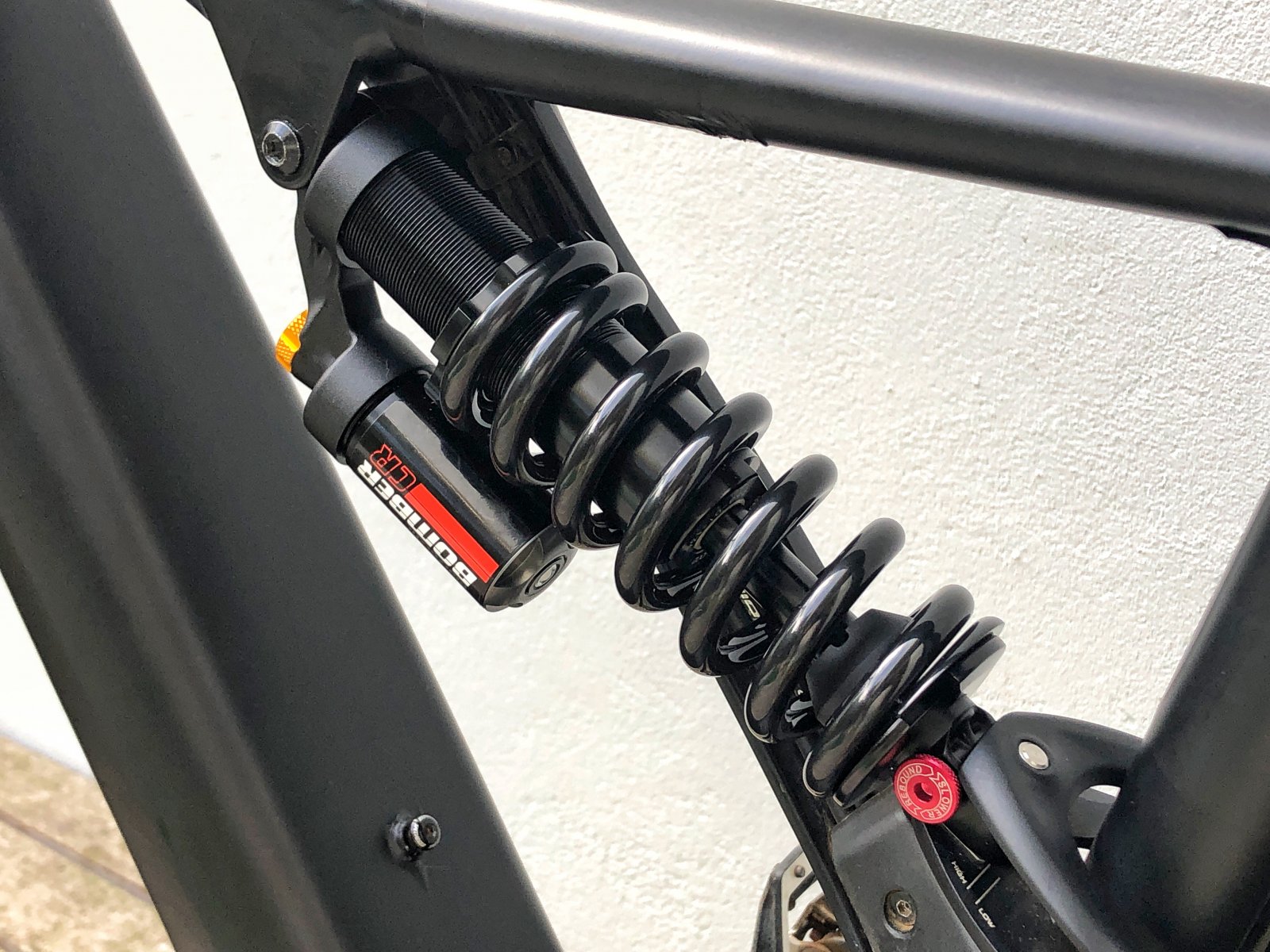 2019 turbo levo coil shock