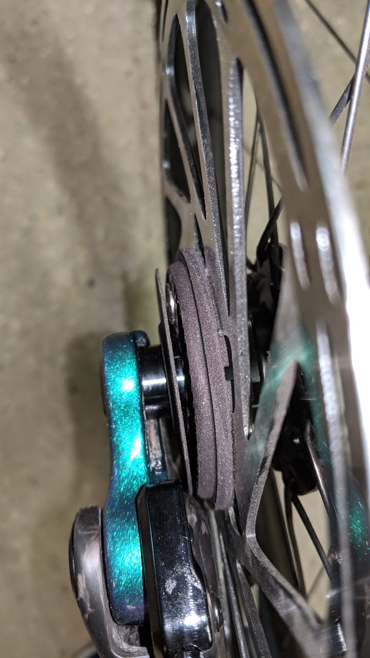 specialized levo magnet