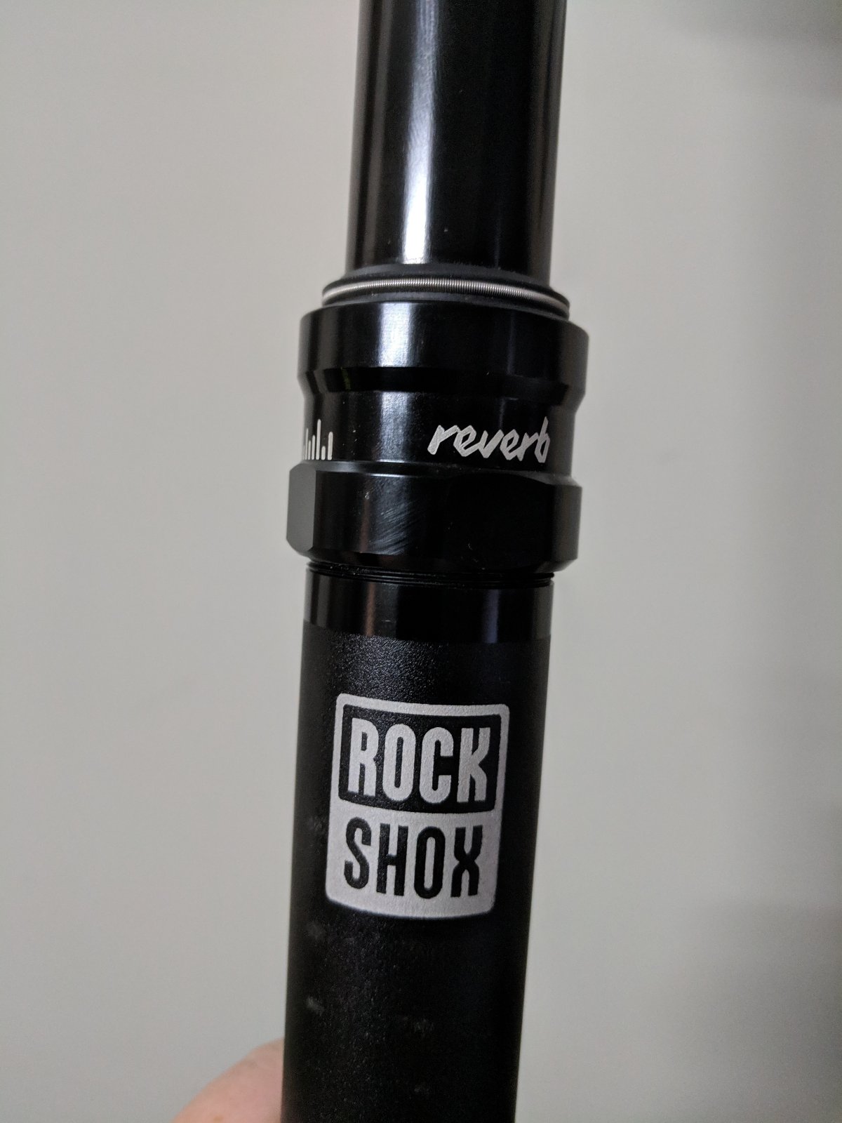 rockshox reverb stealth 2018