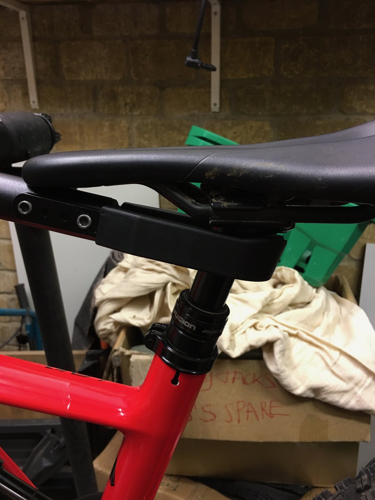 halfords seat post clamp