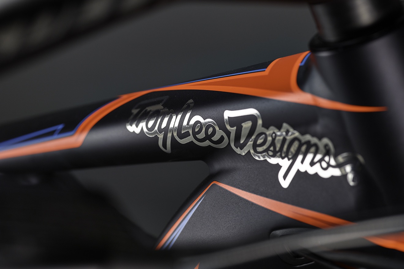 specialized turbo levo troy lee designs