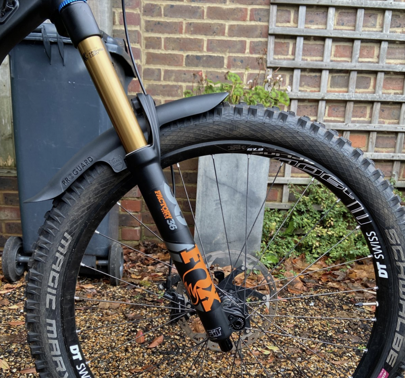 fox 38 bolt on mudguard