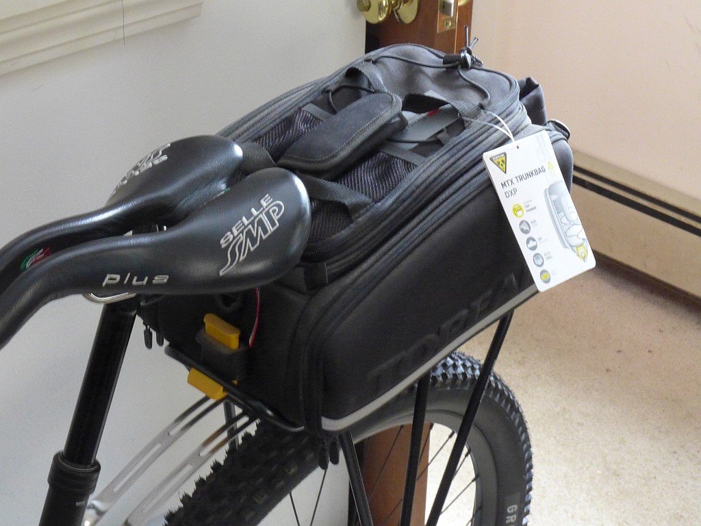 Seat and Topeak MTX Trunkbag DXP on Tero P1010431.jpg